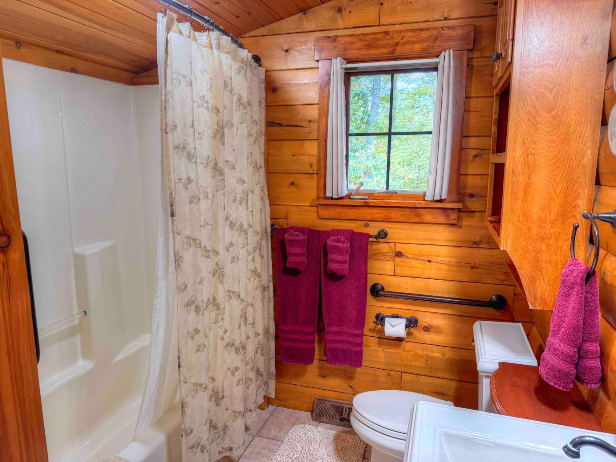 Ferngully Creek Cabins Millersburg Exterior foto