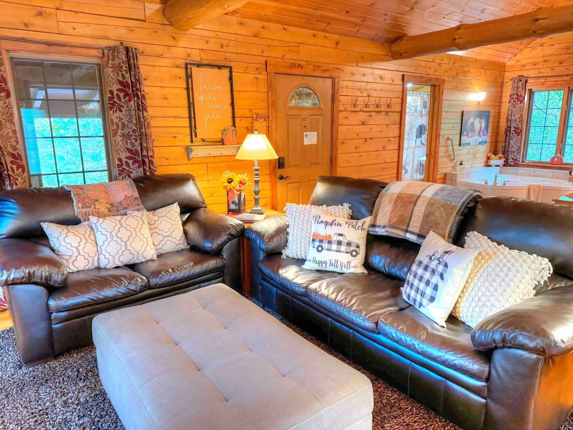 Ferngully Creek Cabins Millersburg Exterior foto